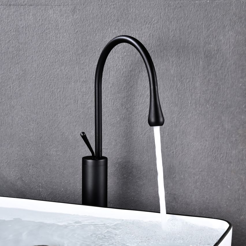 Tall Body Black Bathroom Basin Faucet